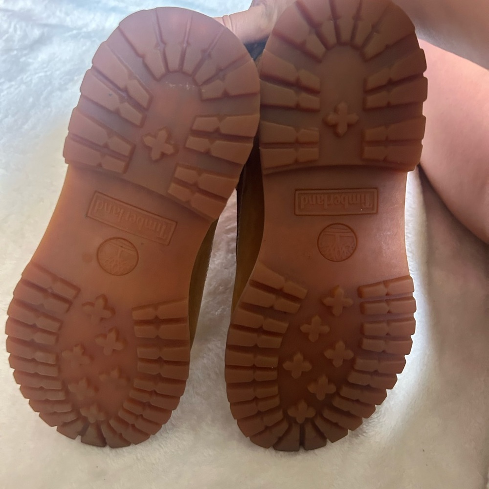 Timberland Boots - Picture 5 of 8